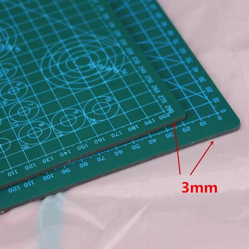 

A3 Double Sided Self Healing 5 Layers Cutting Mat Metric/Imperial 45cmx 30cm Quilting Ruler Suitable For Paper Card Fabric Cra