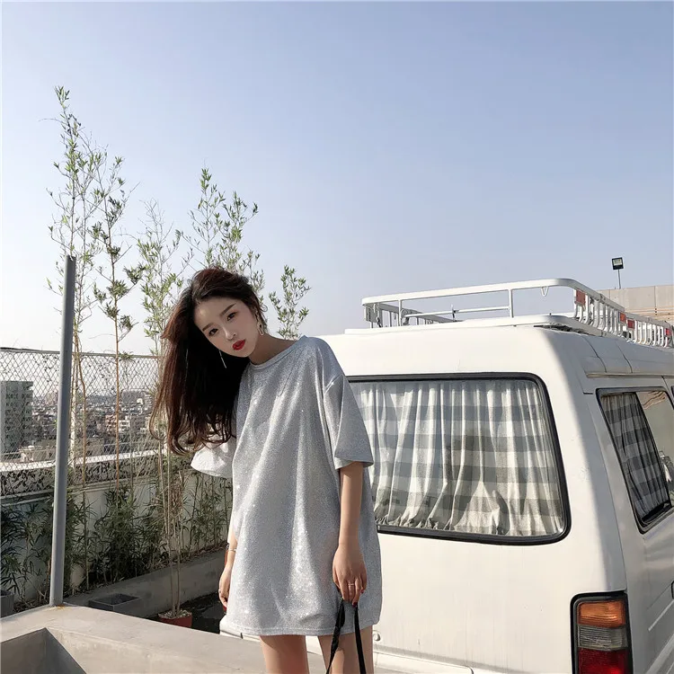 Женская футболка с мерцающими вставками модный топ свободного покроя коротким