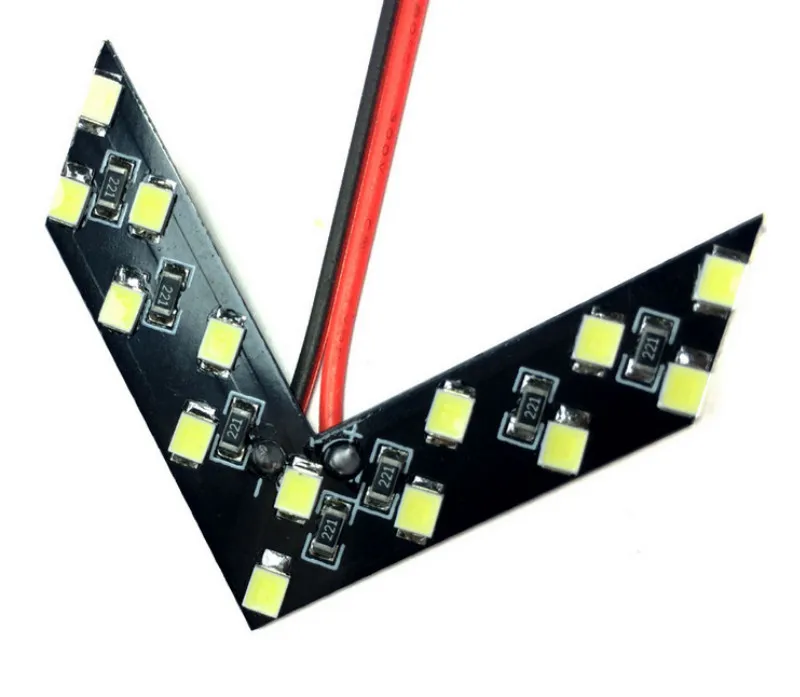 Светодиодная стрелка 14 SMD для зеркала заднего вида белая LED ламсветильник
