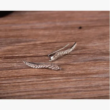 Женские серьги-гвоздики в форме листа | Украшения и аксессуары