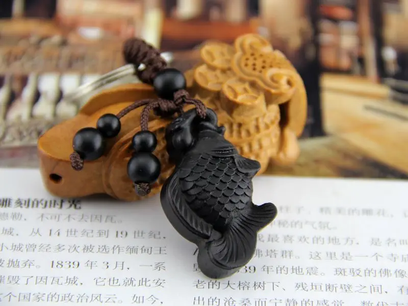 Деревянный брелок в форме рыбы из черного дерева деревянный для ключей подвесная