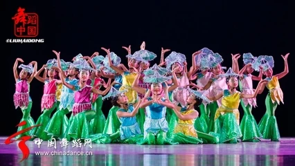 Сяо Кай Стиль Красочные Дети мечтают дай Танцы производительность детский сад Павлин Танцы костюмы - Цвет: 1