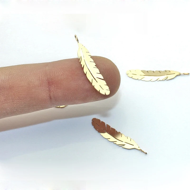 Для изготовления украшений вручную 14k золото перо чешуйчатый кулон Гук кулон для DIY ювелирные аксессуары