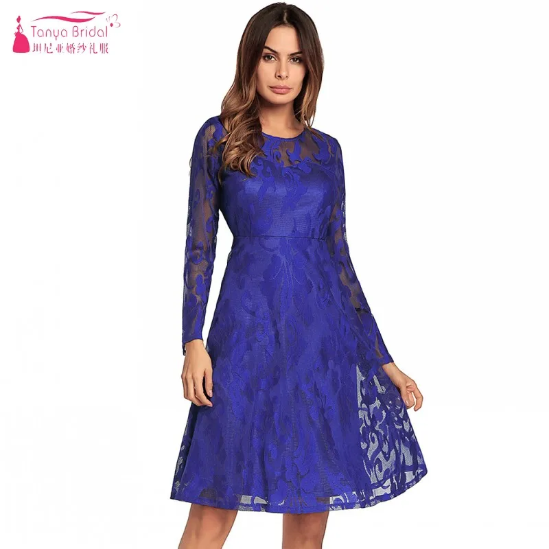 Коктейльные платья A Line с длинным рукавом Кружевное Платье До Колена простой