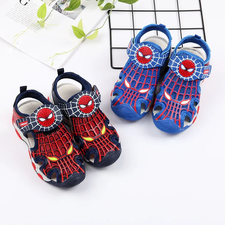 Новые детские закрытые сандалии Disney Человек паук летние спортивные мягкие
