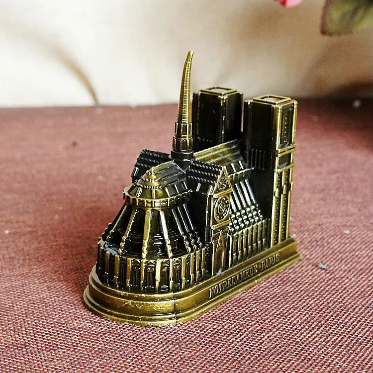 Металлическая модель в стиле ретро дам Парижа|souvenir|souvenirs paris |