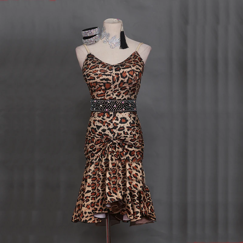 Женское платье для латиноамериканских танцев леопардовое с открытой спиной