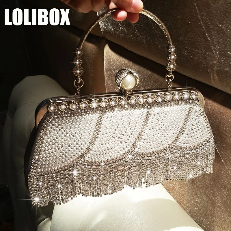 Женская вечерняя сумка клатч с бриллиантами и кисточками жемчужная для платья