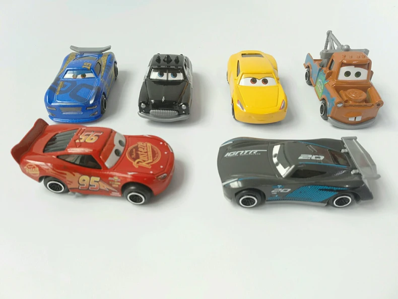 4 шт./компл. disney Pixar Cars 3 Металл черный шторм Джексон автомобиль игрушка Дети День рождения Рождество молния McQueen автомобиль игрушки мальчики подарок