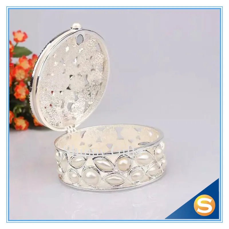 Винтажная коробка круглой формы новая эмалированная для оловянного кольца с