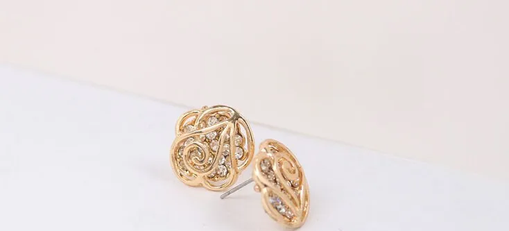 Корейский Стиль Девушка Изысканный Маленький Цветок Серьги Горячий Продавать