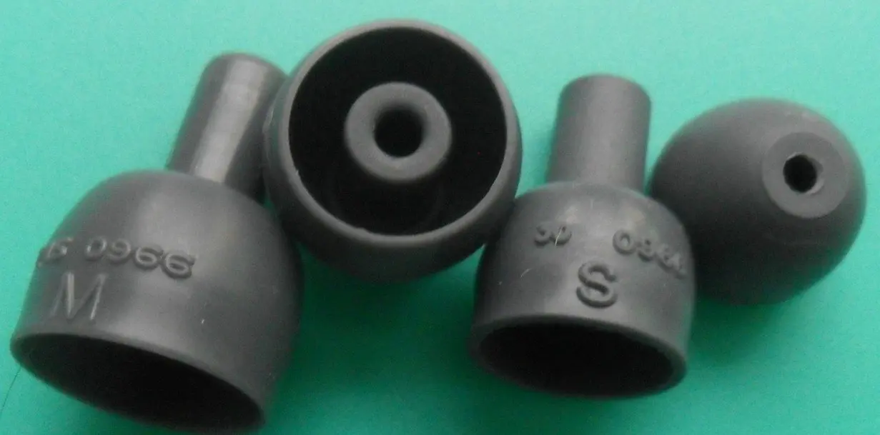 Сменные наконечники для различных типов наушников внутренний диаметр. 2 мм SHURE E4C