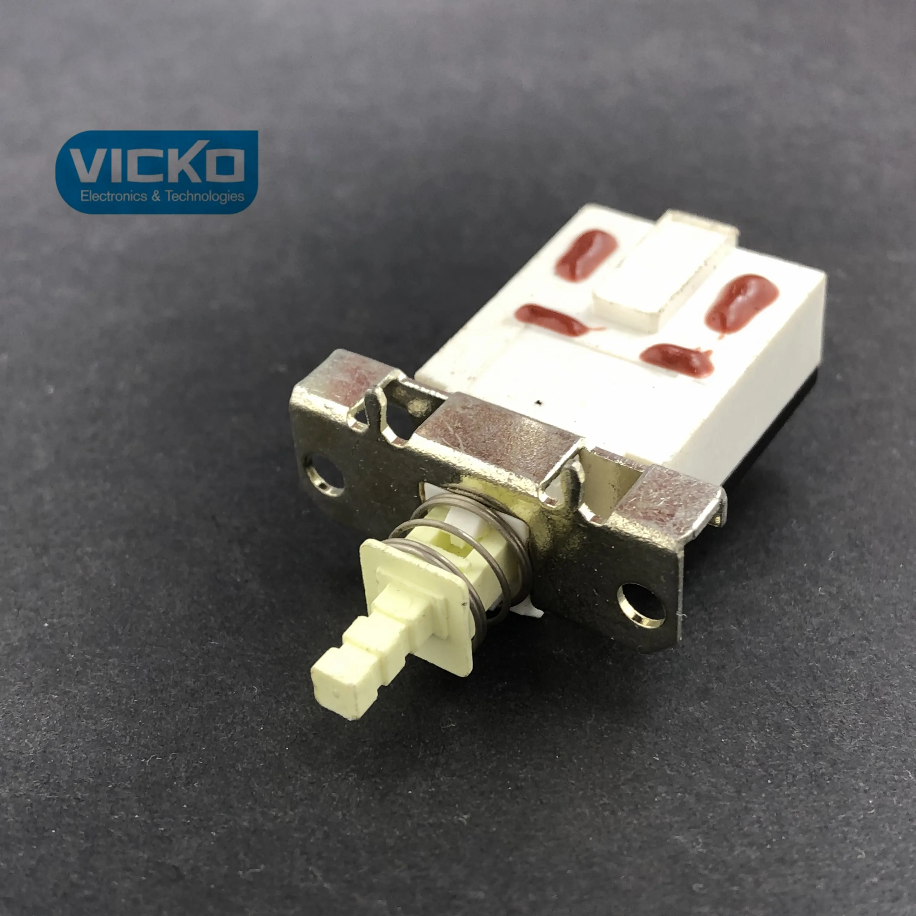 [VK] тайваньский оригинальный выключатель питания 5a 4 P фута контакта|Выключатели| |