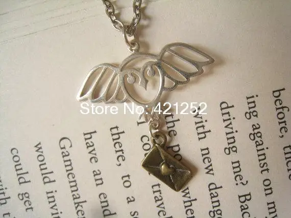 

20 шт. ожерелье Hedwig. Серебряная цепочка с подвеской-конвертом Письмо из хогвартса. Фантазия. Волшебник. Лесное животное