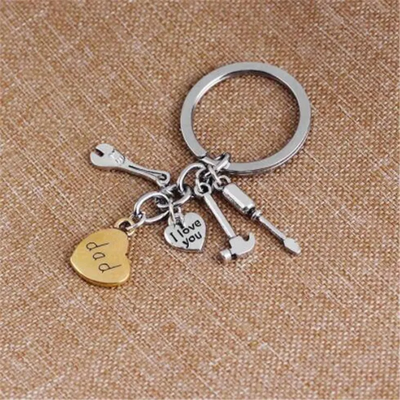 WKOUD New Creative Letter I Love You Mom Dad Pendant Keychain Repair &amp Kitchen Tools Keyring Key Chains Mother Father's Day Gift |