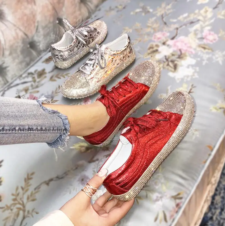 Новинка 2020 года Модная повседневная обувь Женские кроссовки со стразами Обувь на