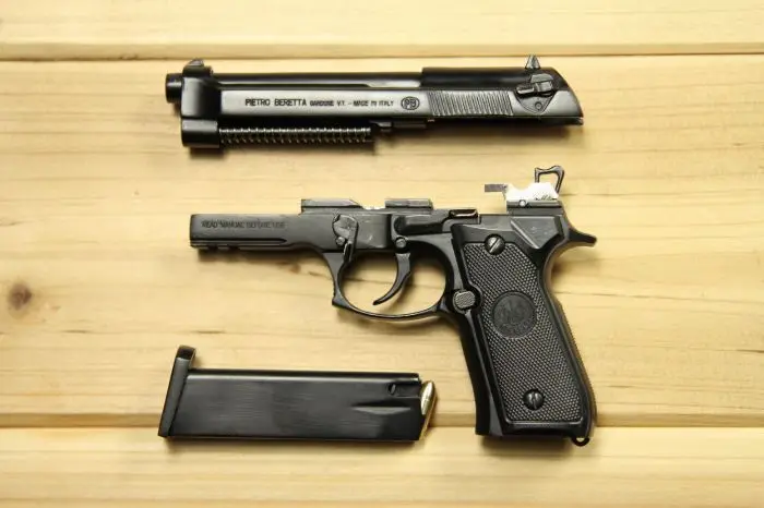 1/2. 05 масштаб Italia Beretta M92F поддельный пистолет игрушечный пистолеты полицейский пистолет игрушечный пистолет модель игрушечного оружия металлический реквизит пистолет
