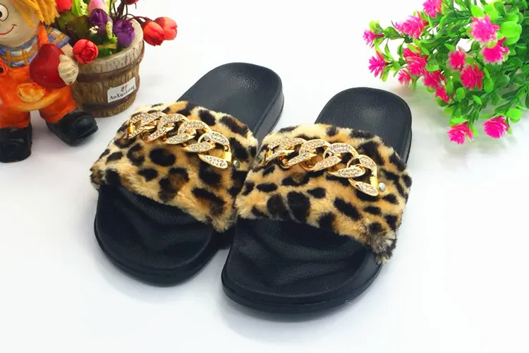 Leopard Женские меховые домашние тапочки женские модные блестящие розовые шлепанцы со стразами европейские размеры 36-41, Осенние Нескользящие домашние Повседневные тапочки - Цвет: Leopard