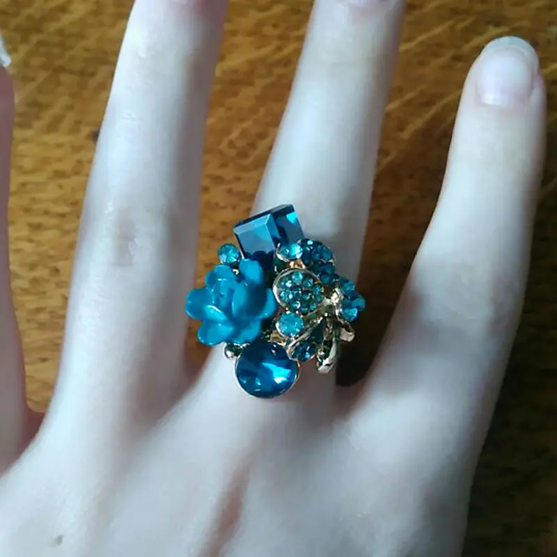 Кольцо женское регулируемое с большим кристаллом и розовым цветком|ring gold|gold colorbig