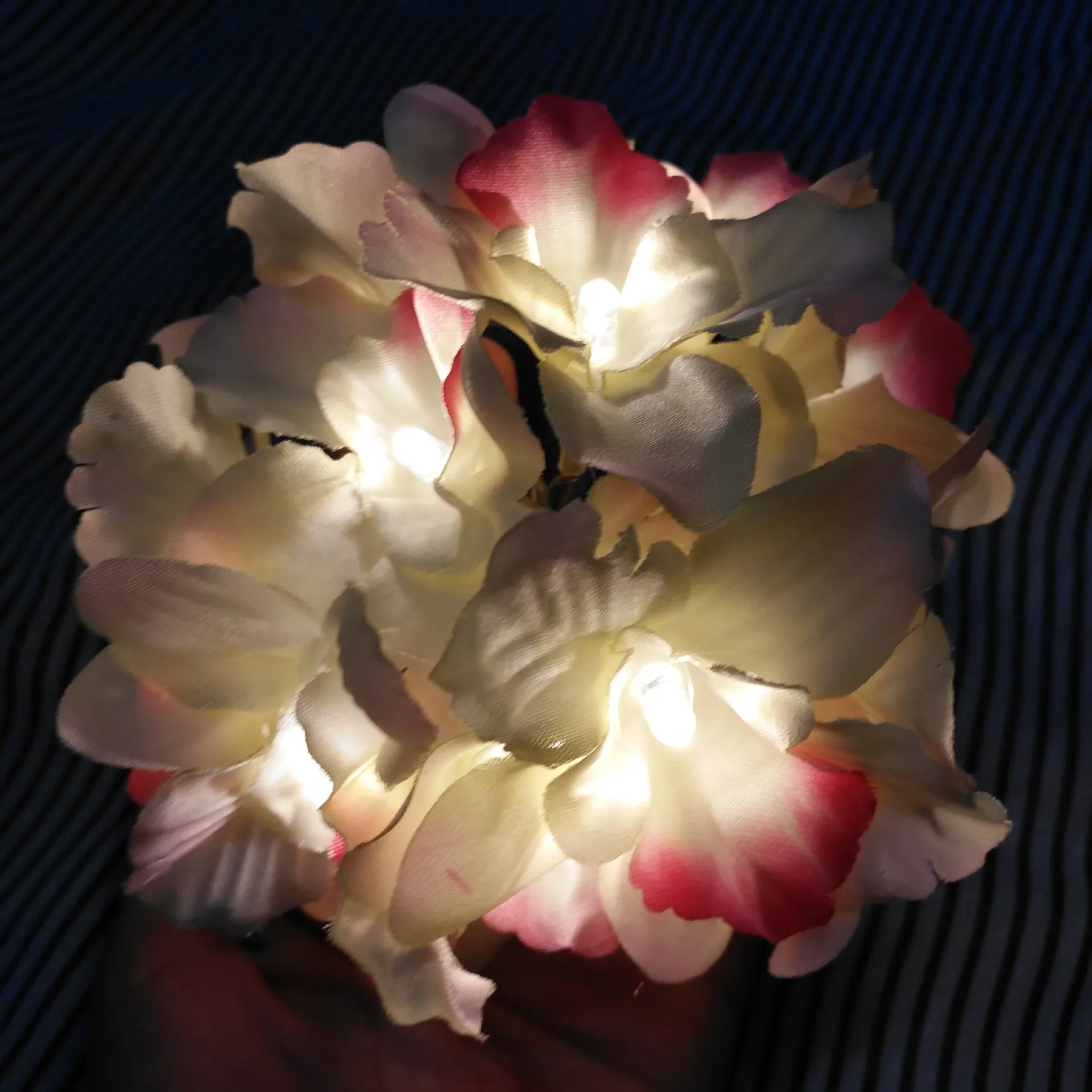 Светодиодная гирлянда с аккумулятором Рождественская для украшения свадебной