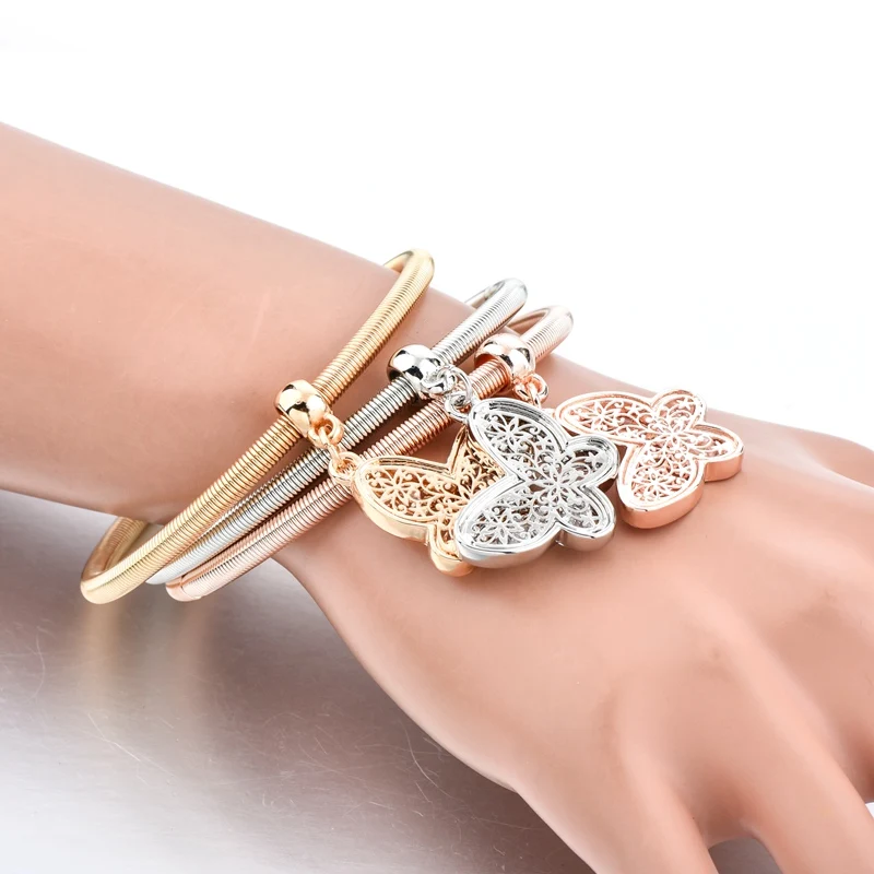 TOUCHEART Fashion Gold Butterfly Charm Bracelets &amp Bangle For Women Luxury Brand Retro Crystal Jewelry Making Bracelet SBR170037 |