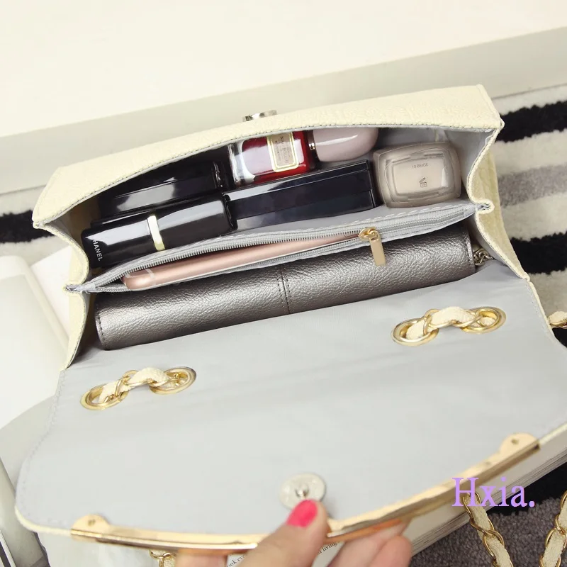 

Yuhua, 2020 new Korean version women messenger bags, trend crocodile pattern messenger bags, chain shoulder handbags.