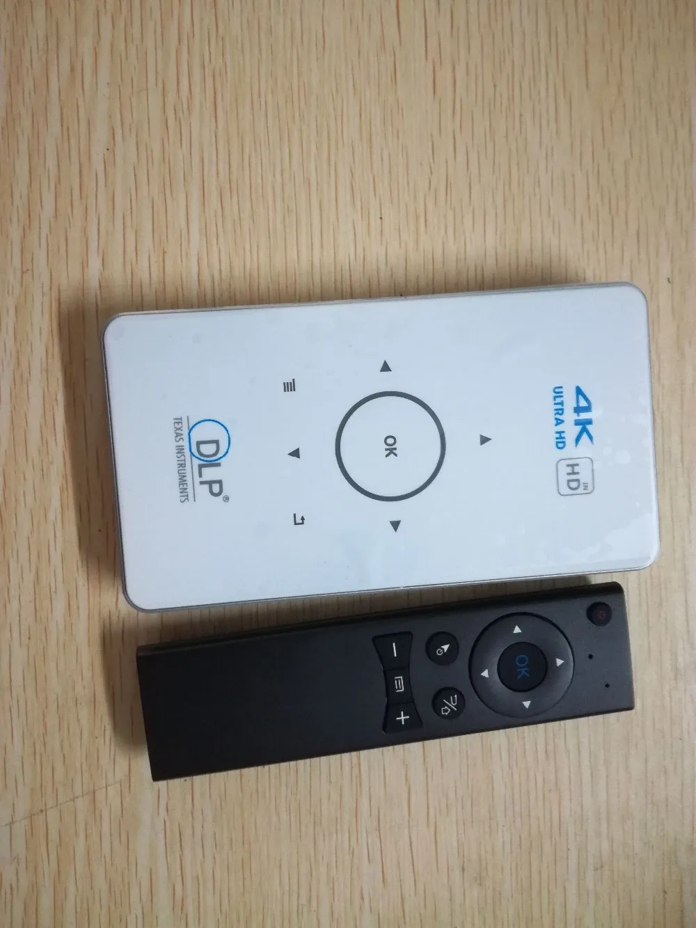 Карманный проектор 4k dlp mini C6 проектор 50 люмен Android 6,0 четырехъядерный двухдиапазонный wifi Bluetooth pico проектор