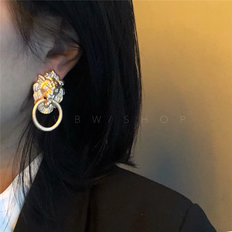 Винтажные золотые серьги-клипсы с изображением Льва на дверь без пирсинга 2019