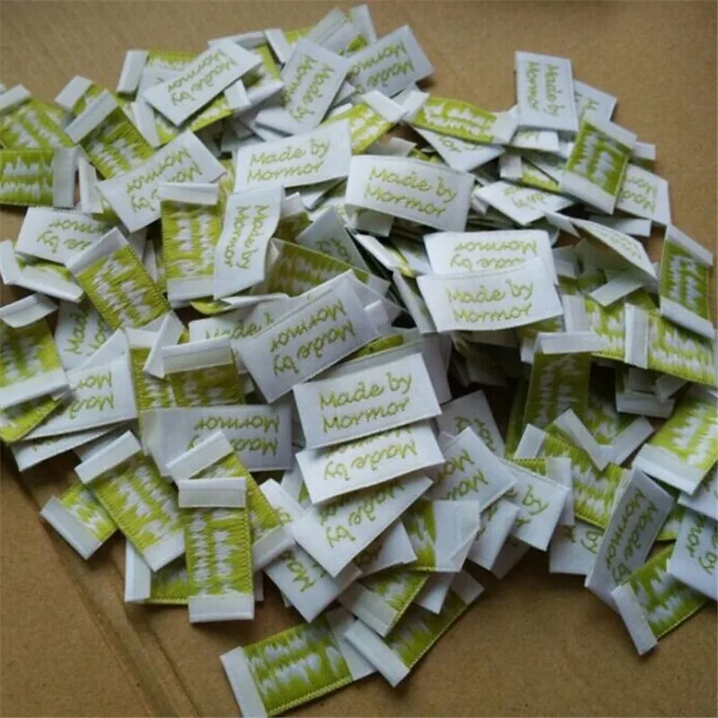 1000 шт. этикетки для одежды на заказ белая футболка с воротником куртка тканая