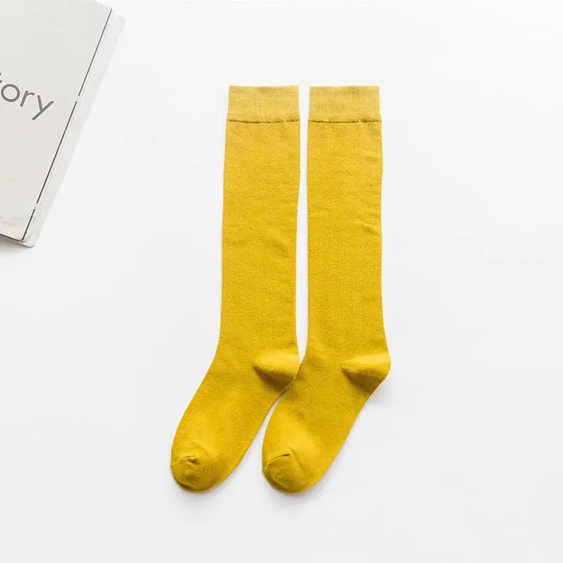 Yellow Сексуальные женские красные чулки, однотонные гетры, Высокие гольфы, Длинные вязаные Чулочные чулки в японском студенческом стиле, чулки - Цвет: Yellow
