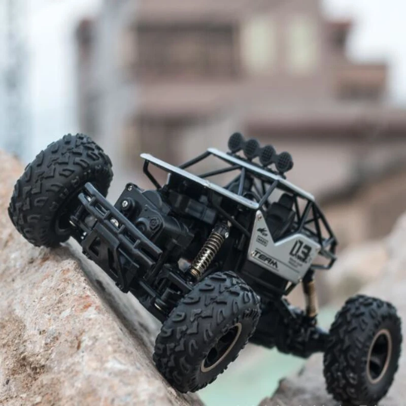 2 4G машина из сплава RC высокой скорости багги скалолазания Drift Racing
