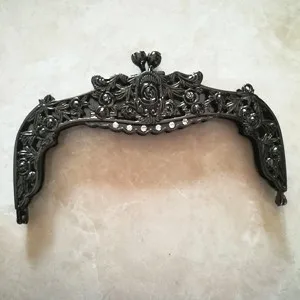 gunmetal Размеры 16 см античная латунь Цвет Металл Кошелек Рамки Винтаж металла кошелек, Ручка OEM приветственный Интимные аксессуары с ручкой внутри ручка - Цвет: gunmetal