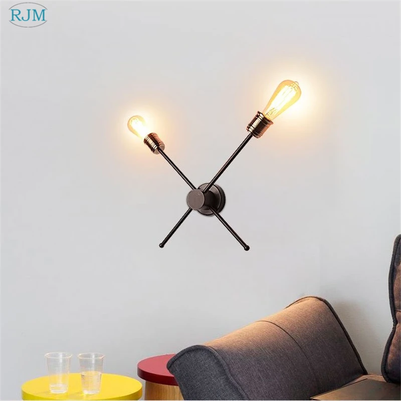 

American Country Retro LED Wall Lamps Industry Iron Adjustable Wall Light for Villa Staircase Corridor Restaurant Lighting Decor
