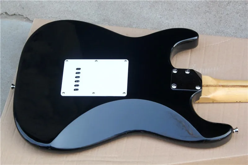 Заводская изготовленная на заказ электронная гитара с искусственными