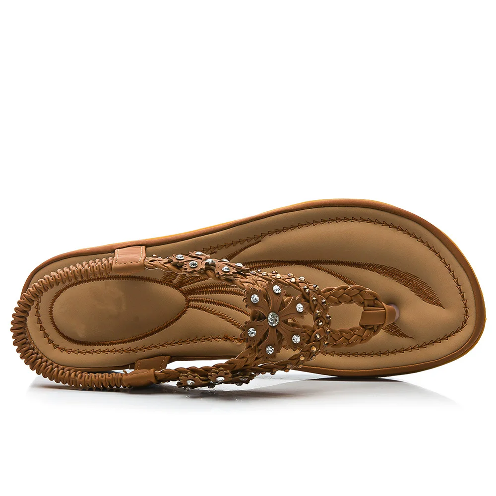 Женские замшевые шлепанцы с бриллиантами в полоску и цветах | Обувь