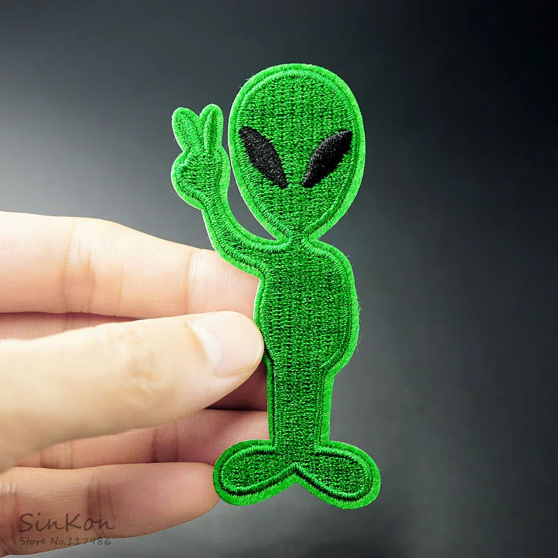 Вышитая нашивка Alien (Размер: 3 7 х8 5 см) приклеивается утюгом аппликация для шитья