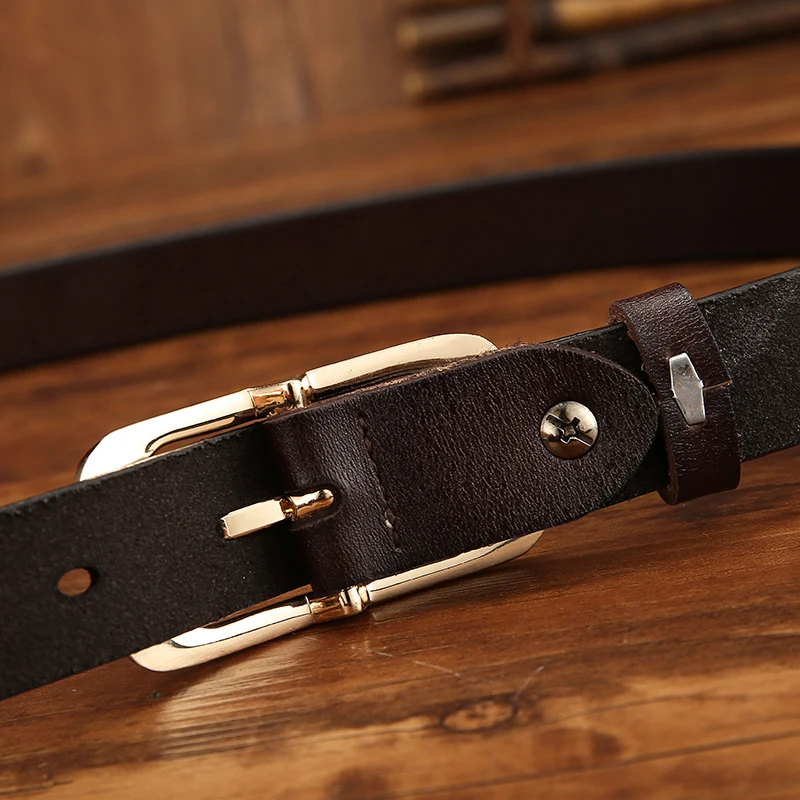 Ремень с квадратной пряжкой Женский дизайнерский пояс из натуральной воловьей