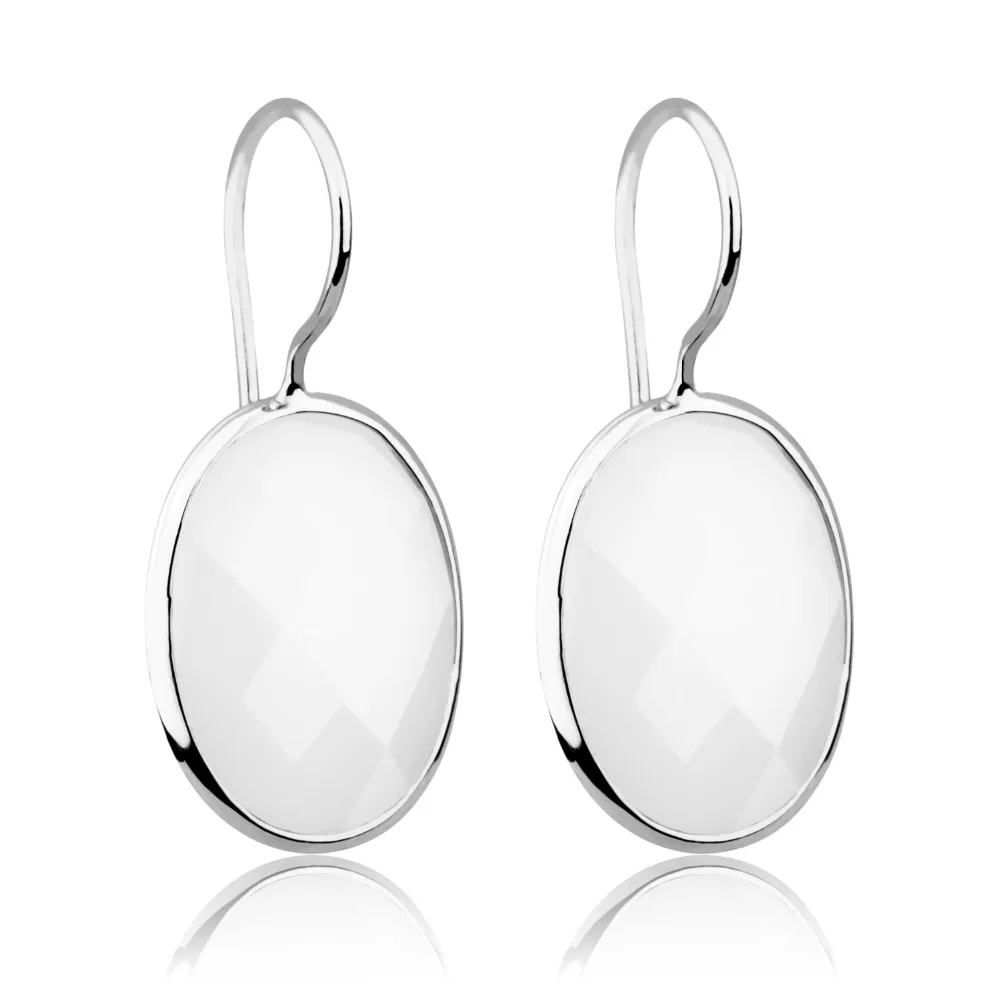 

MetJakt Fashion Classic Oval-shaped White Agate Earrings Solid 925 Sterling Silver Hook Earrings for Women Wedding Party Jewelry