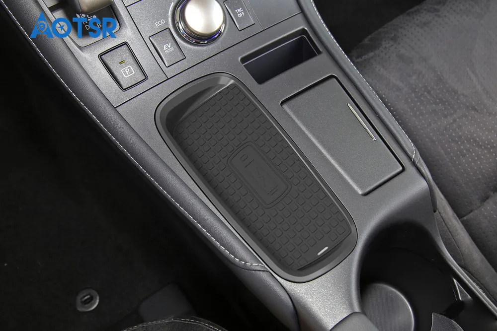 Aotsr Wireless car charger for Lexus CT 2015-2017 Intelligent Infrared Fast Wirless Charging Car Phone/Sumsang/Nokia |