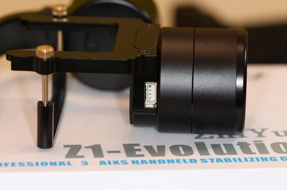 ZHIYUN Z1 Evolution GOPRO 3-осевой карданный стабилизатор для экшн-камеры xiaoyi yi 4k+ Экшн-камера 3-осевой стабилизатор бесщеточный штатив «стедикам» для selfie