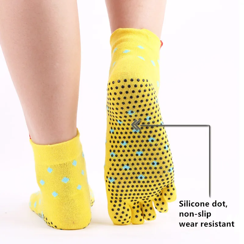 1 Pair Cute Women Colored Yoga socks Cotton Anti slip Massage Sports Socks Warm Candy Socks pilates