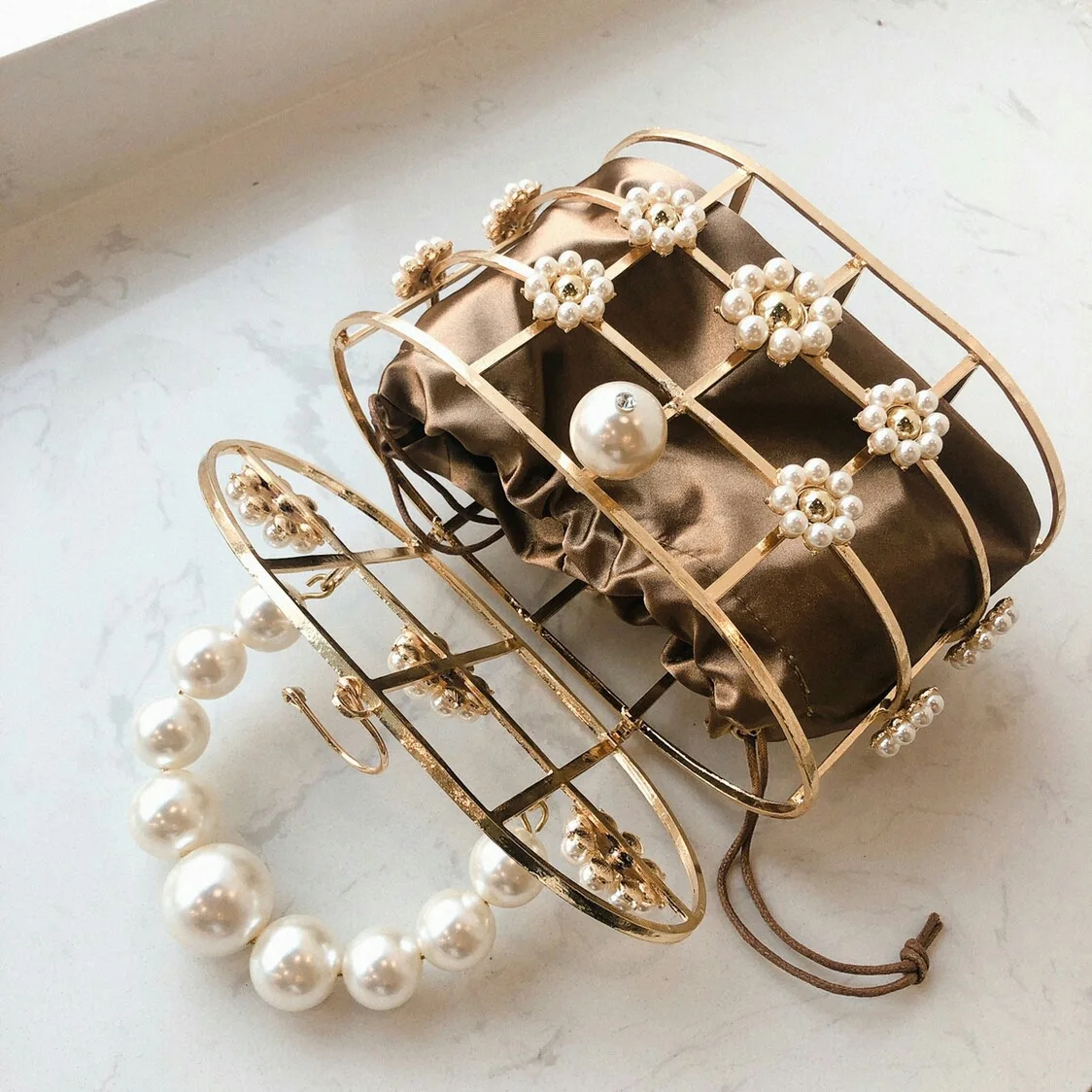 Новая роскошная металлическая железная корзина с жемчугом и стразами Модные