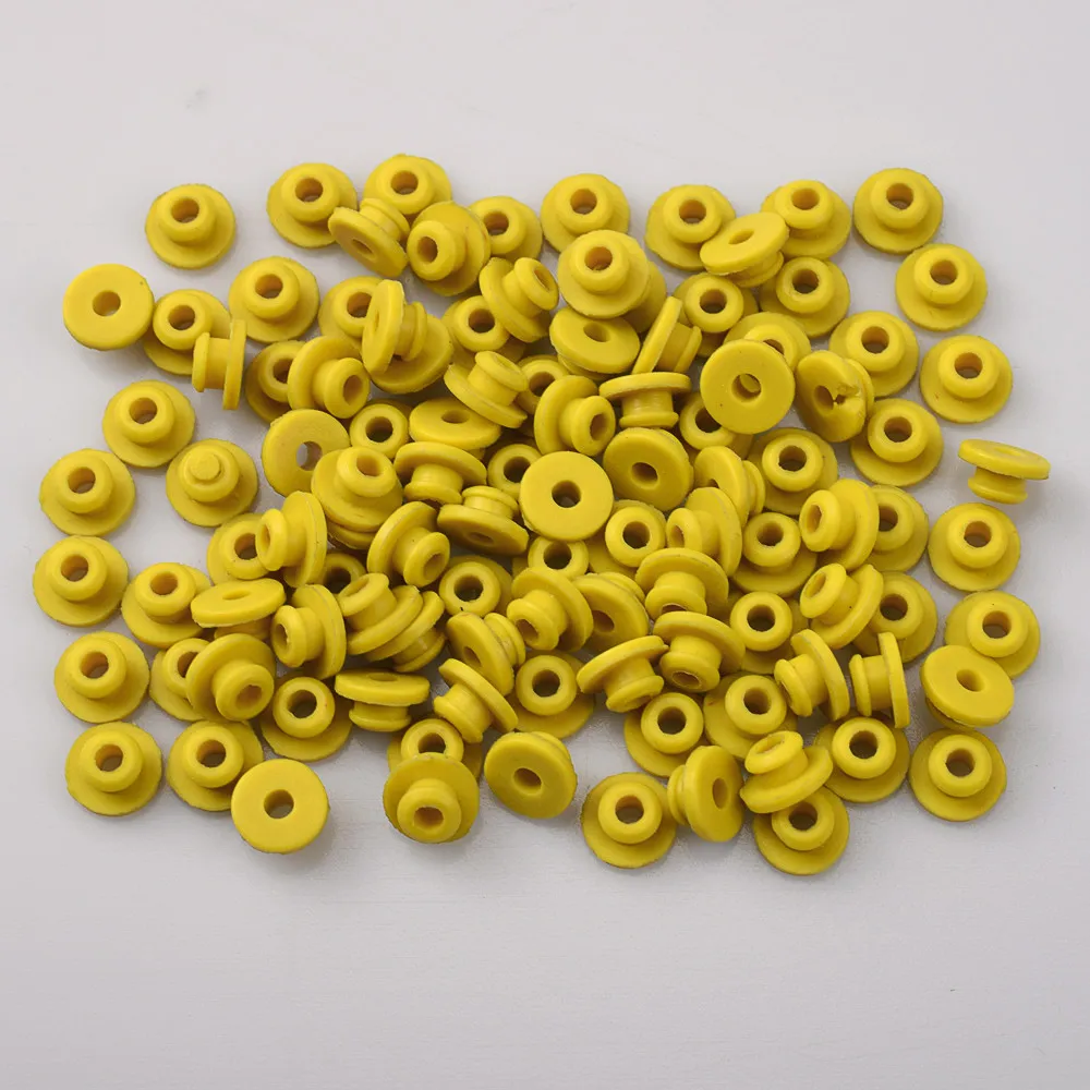 Yellow 100 шт. TTattoo иглы резиновые втулки соски черная игла колодки татуировки аксессуары Арматура Бар инструменты - Цвет: Yellow