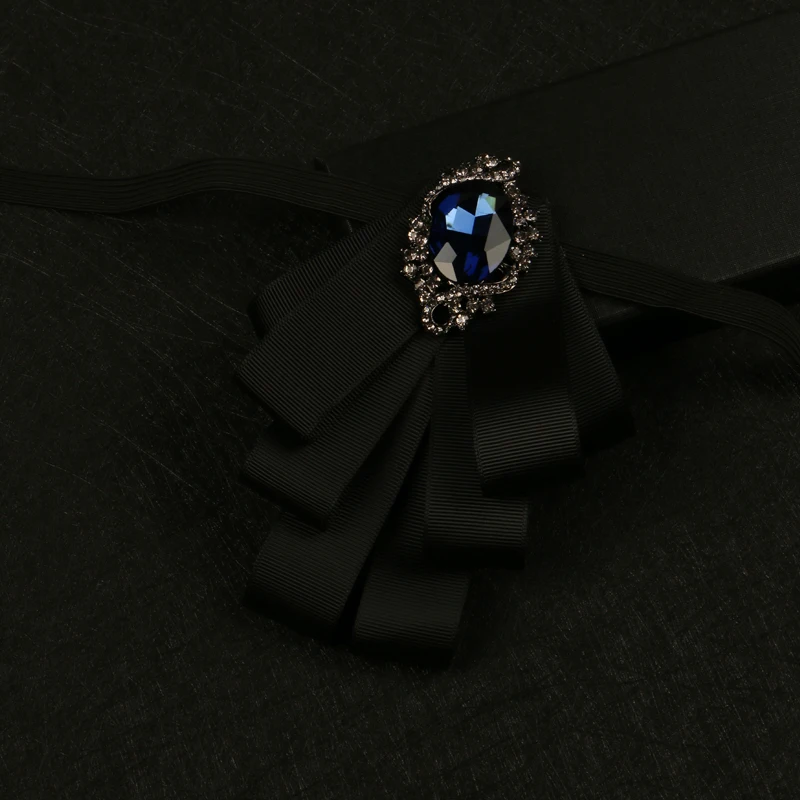 free shipping Korean Male men's woman female 2017 high-grade diamond collar dress Headdress bow tie groom wedding gift box |