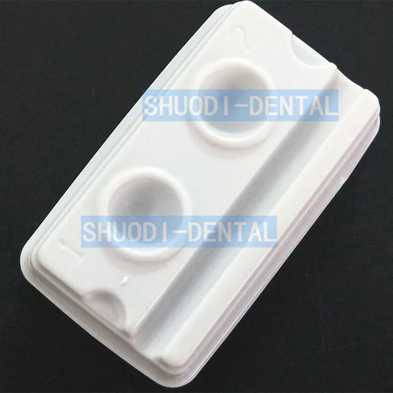 

20 pcs Dental Supply Resin Adhesive Disposable Mixing Holes Trays Porcelain Mixing Dental Mixing 2/4 Wells Model White Lab