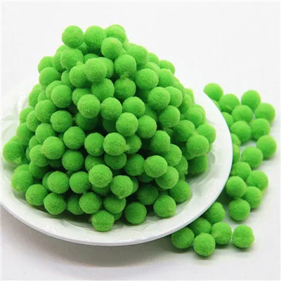 08 fruit green Помпонами, пышные миниюбки мягкий помпон 10/15/20/25 мм Помпоном Мяч ручной работы для детей игрушки свадебный Декор DIY товары для шитья и рукоделия 100 шт - Цвет: 08 fruit green