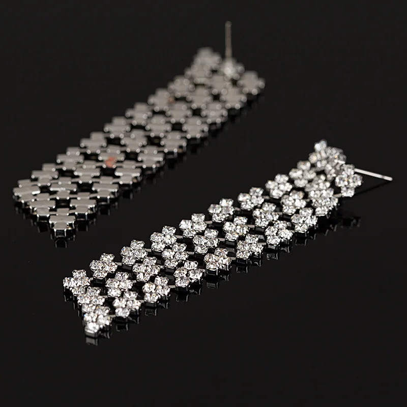 Женские серьги подвески с кристаллами YFJEWE Серебристые Длинные для свадьбы