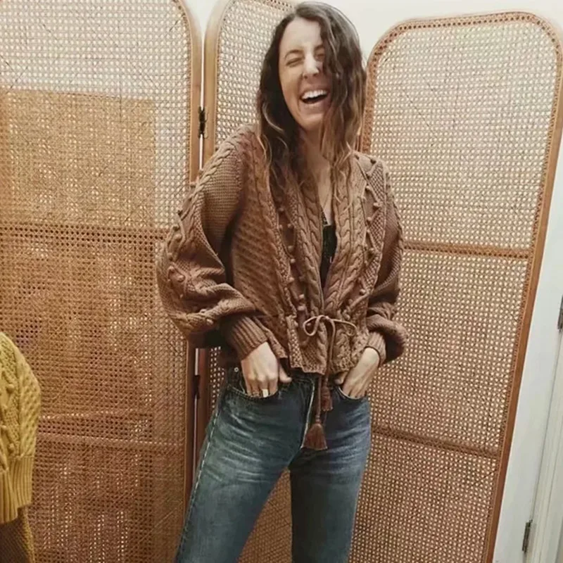 С круглым вырезом трикотажные кардиганы Для женщин 2018 богемный Lace-up Pom-Pom