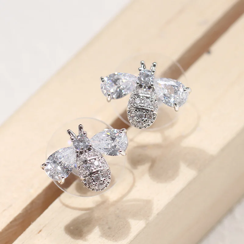 Мода нового продукта изысканный Симпатичные серьги пчела аксессуары