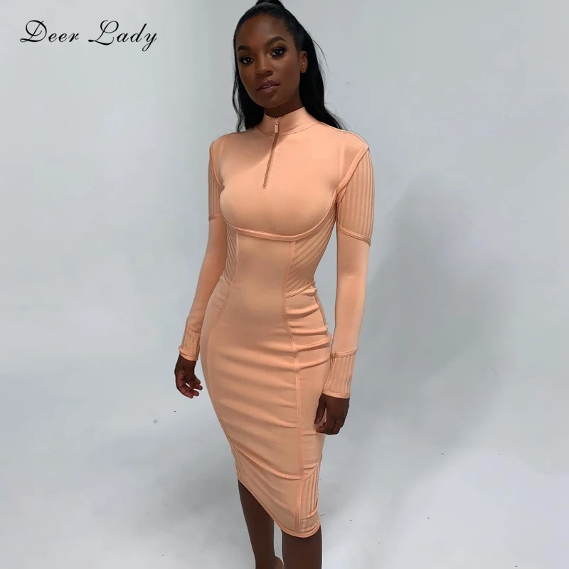 Женское Бандажное платье с оленем оранжевое облегающее длинным рукавом вечерние